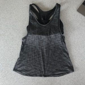 Lululemon Gray Tank Top Sz 4 ✨